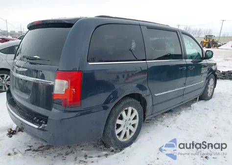 2014 Chrysler Town & Country Touring z USA, uszkodzony, nr VIN 2C4RC1BG5ER330048